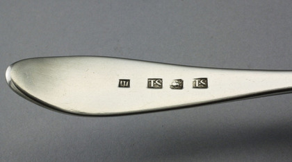 Scottish Provincial Pointed End Tablespoon - Dundee